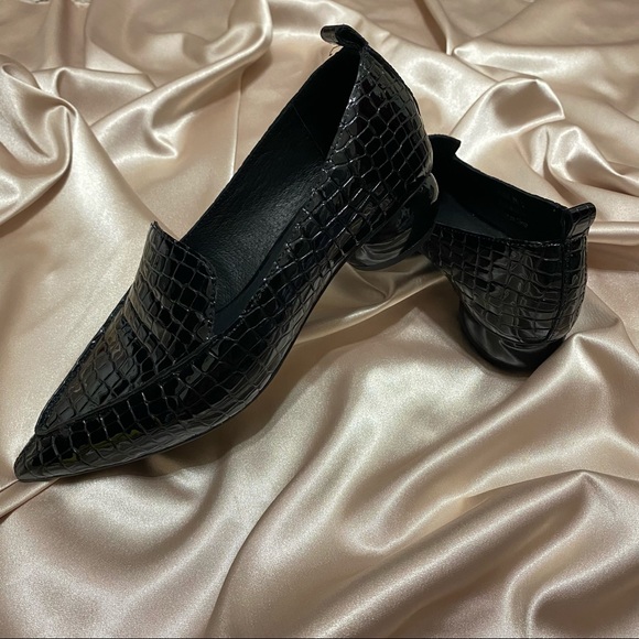 jeffrey campbell pointed toe loafers